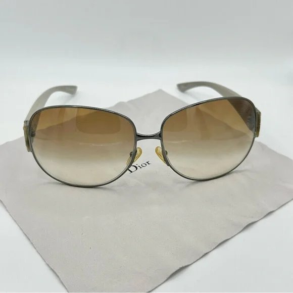 DIOR Oversized Sunglasses with Brown Gradient Lenses and Gray temples